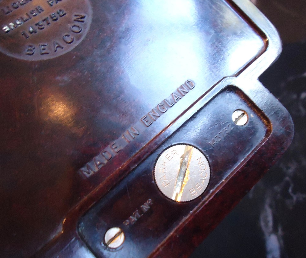 Parker Beacon Lighter & Cigarette Case Combination - Bakelite - Dunhill