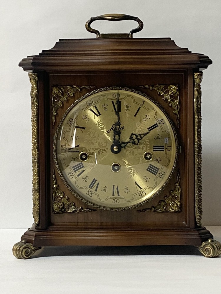 table clock vintage