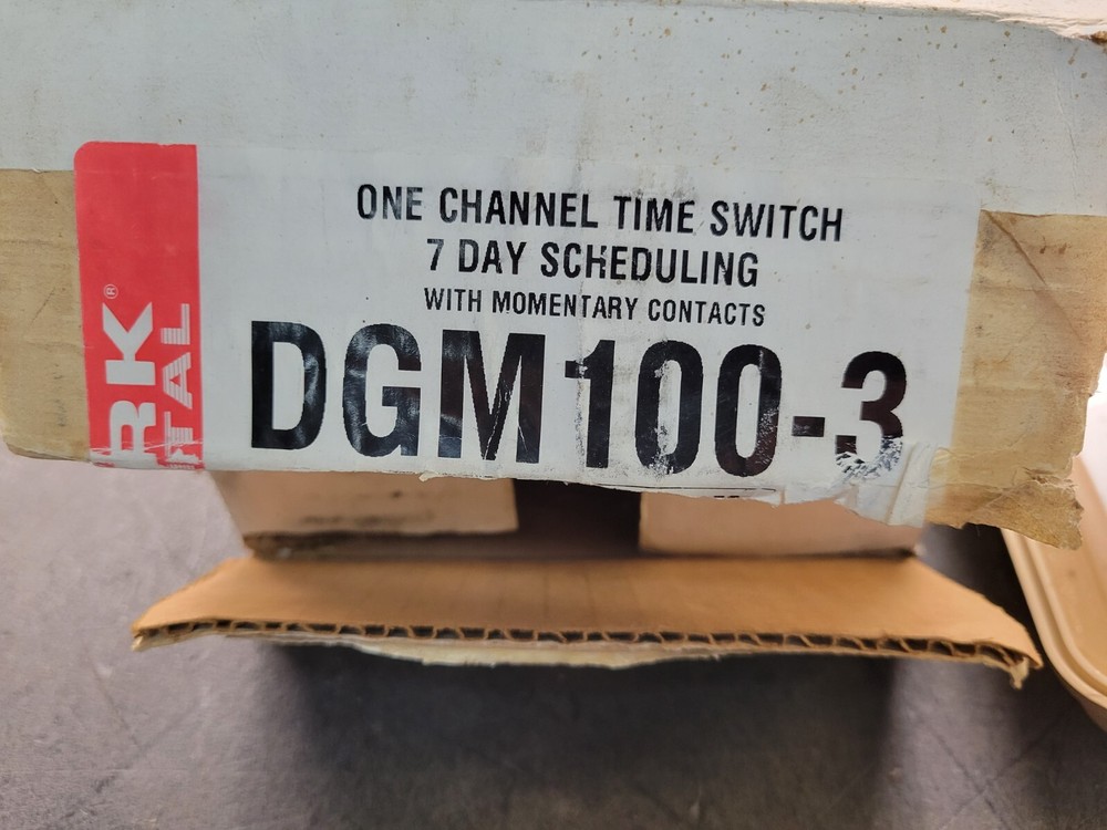 Tork DGM100 Time Switch. 277 Volt.