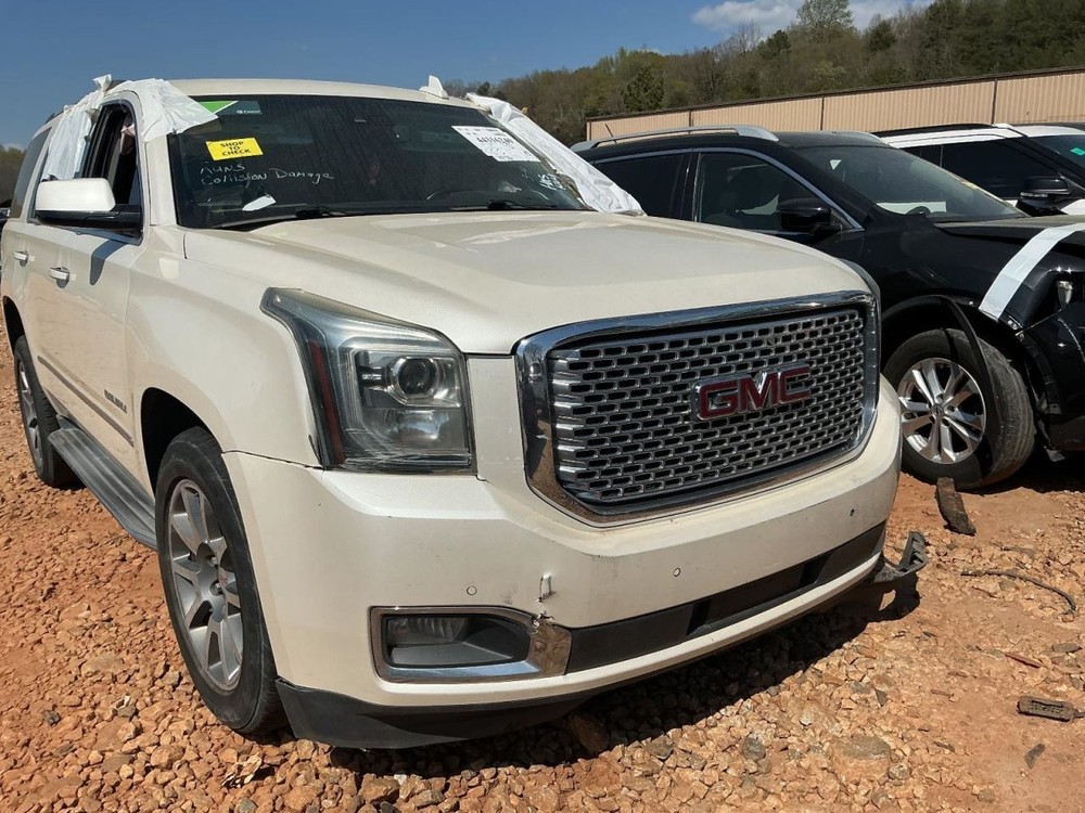 Fuse Box Engine Fits 15-20 ESCALADE 5008543