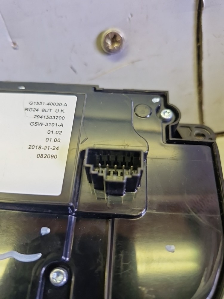 DAF XF 106 CLIMATE CONTROL PANEL 2136831