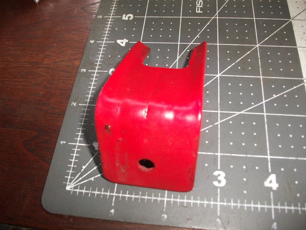 One ea Universal Fire Extinguisher Bracket Wall Mount 5# extinguisher 1" open