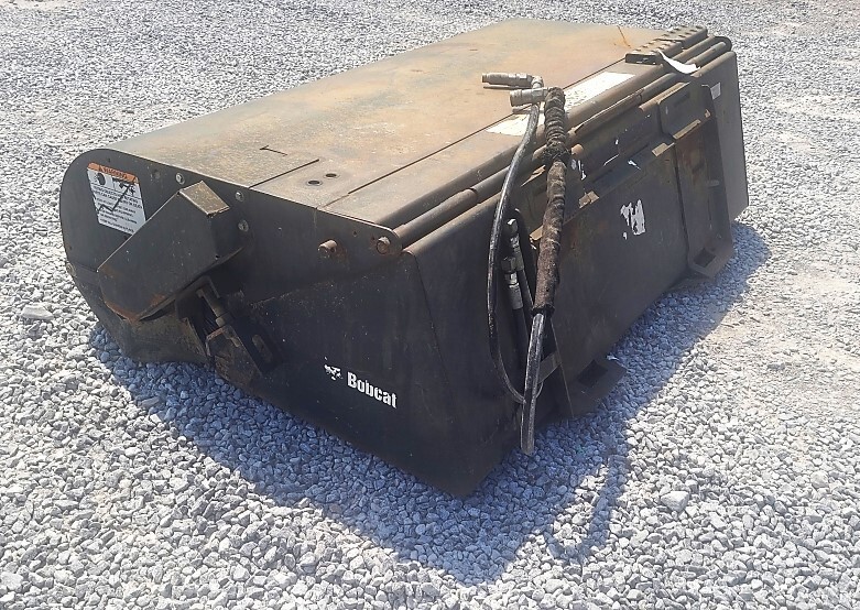 Used 2018 72'' Bobcat Sweeper for Skid Steer Quick Connect Mount