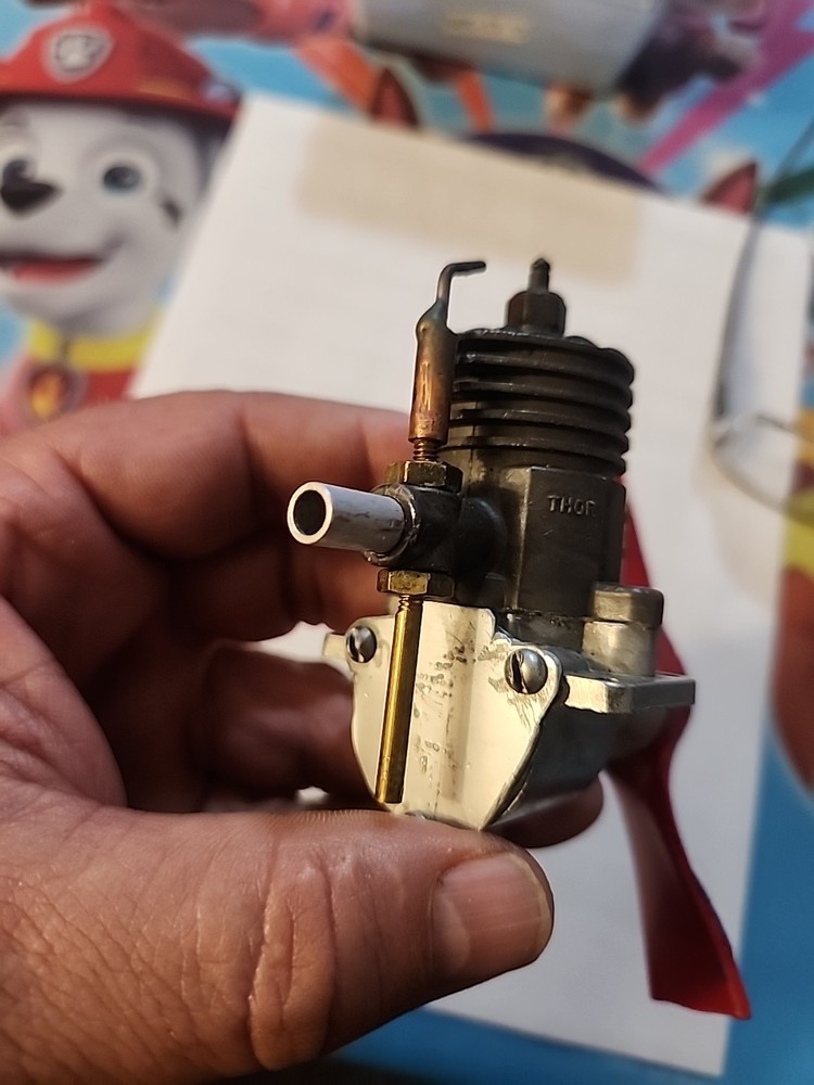 THOR 2 STROKE GLOW MODEL AIRPLANE ENGINE