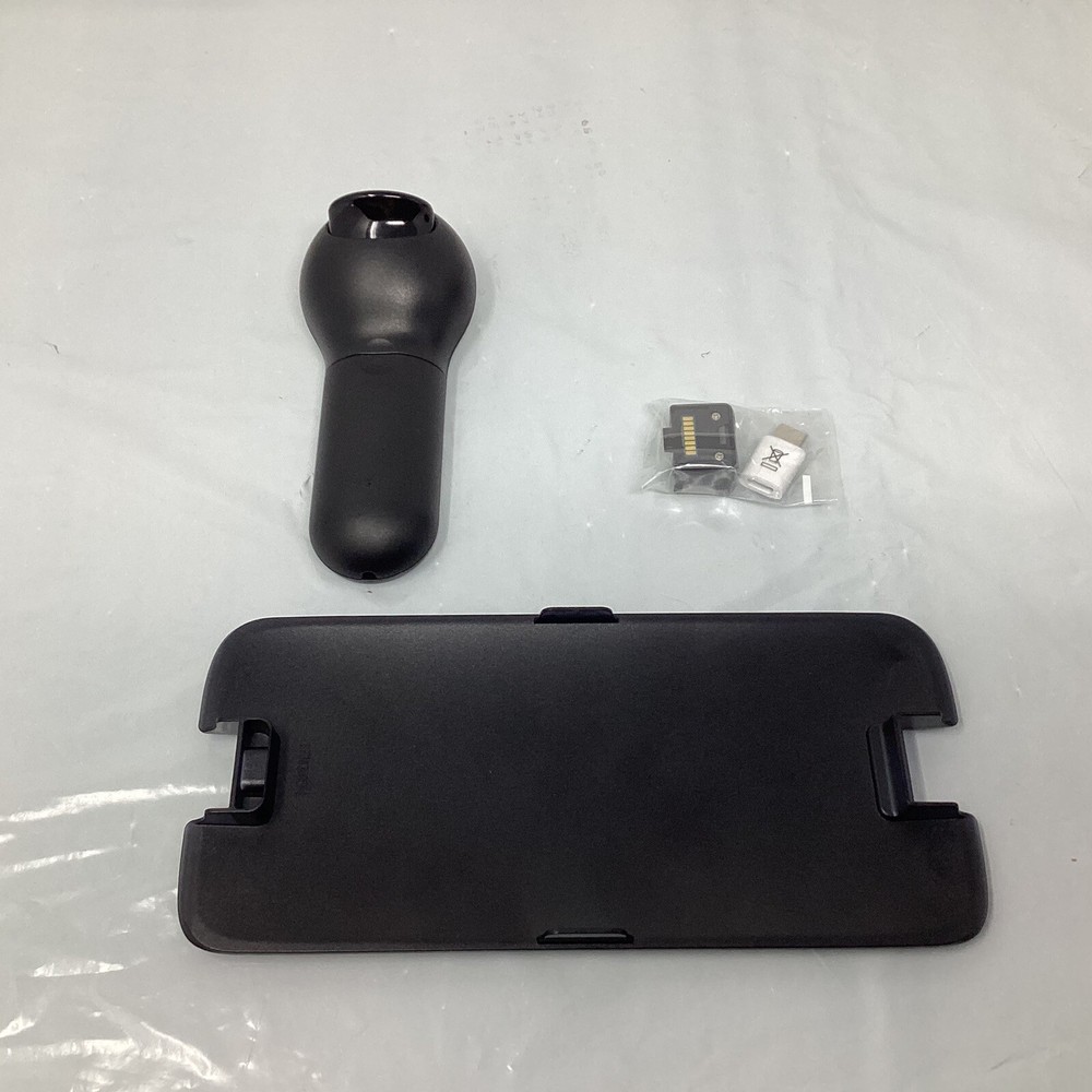 Samsung Gear VR With Controller Powered By Oculus