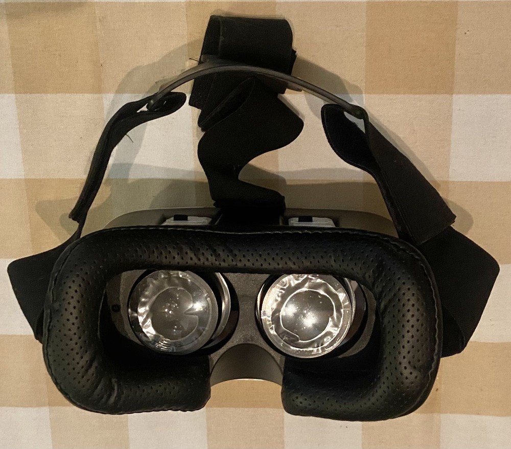 ONN WHITE Virtual Reality VR Smartphone Headset Apple/Android NEW