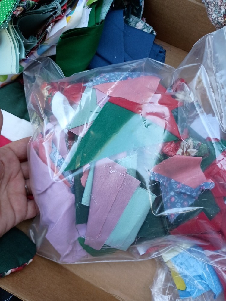 Vintage Quilt Scraps Fabrics Projects Unfinished