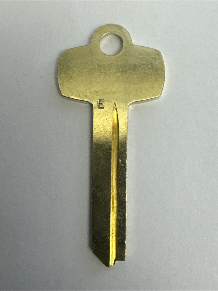 LSDA - SFIC - E - 1A1E1 - Key Blank - IC Core - Small Format - BEST LookALike