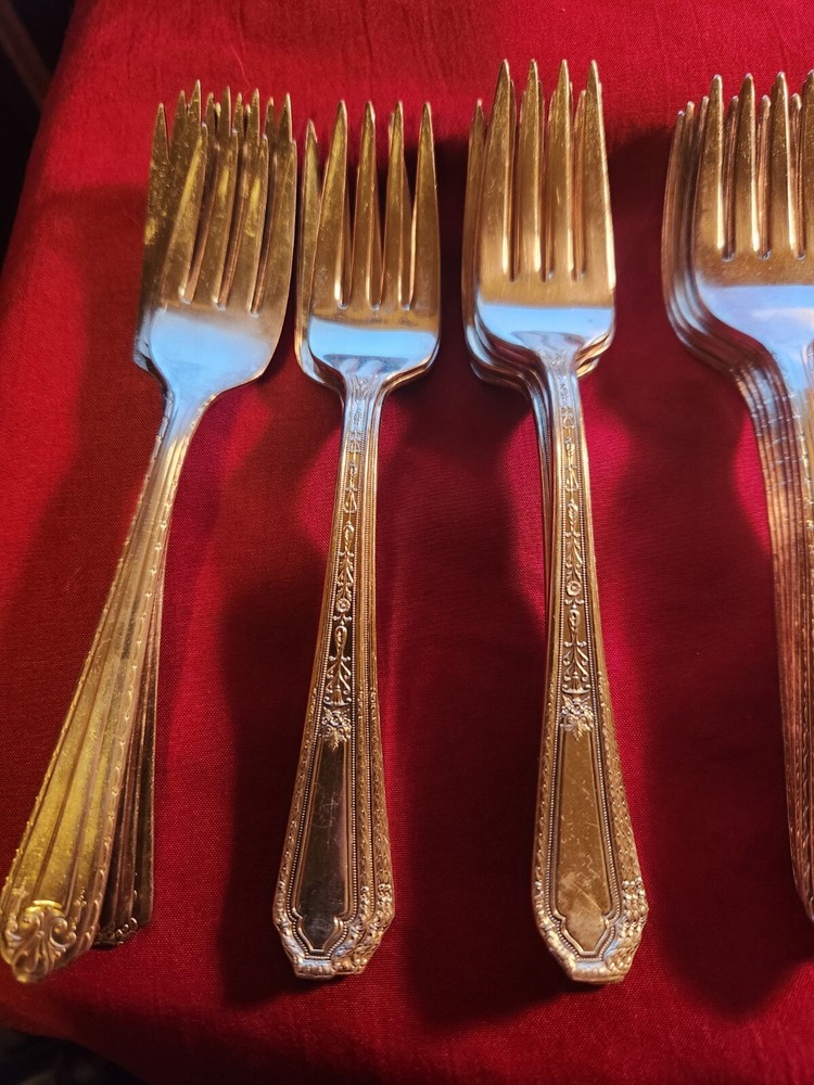 30 Pc Wm Rogers Original Rogers Silverplate Flatware Lot