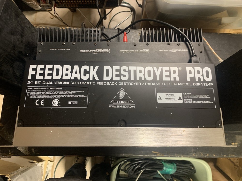 Behringer Feedback Destroyer Pro Model DSP 1124P 24-Bit Dual Engine Parametric
