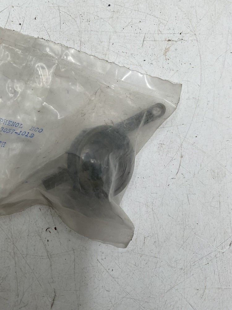 Amphenol 97-3057-1012 Cable Clamp