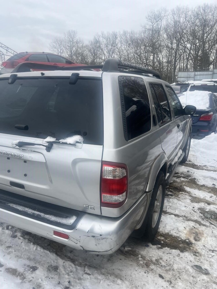 PATHFINDR 2004 Third Brake Light OEM