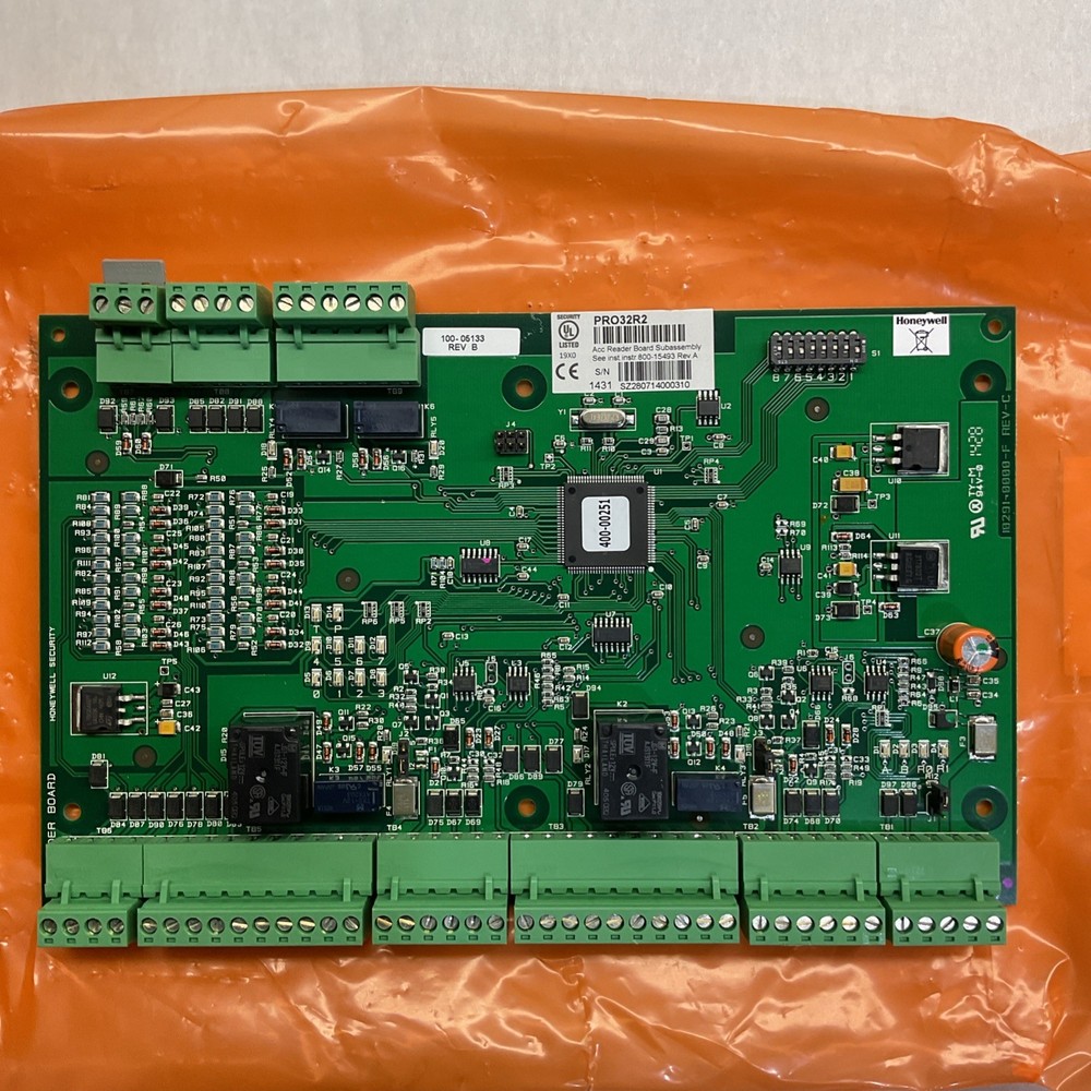 Honeywell PRO32R2 Two-Reader Access Controller Board Acc Reader Board REV A
