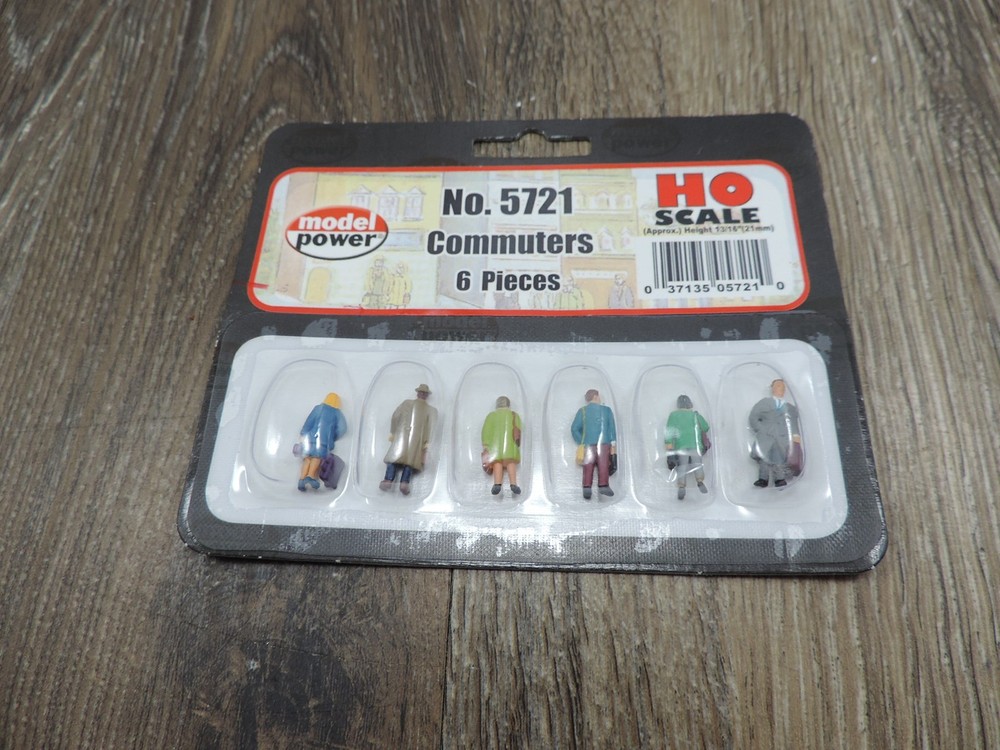 Model Power Commuters Figures 6 Pieces No. 5721 HO