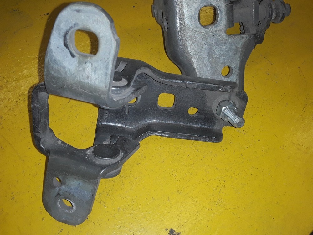 MOPAR LATCH ASSY VB042 / VL37