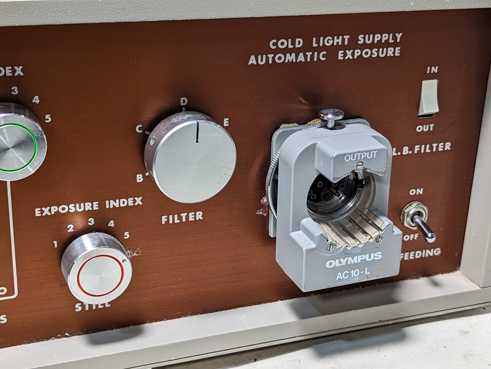 Olympus CLV cold light supply