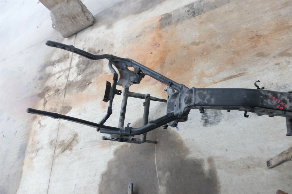 04 Kawasaki VN 2000 VN2000 Vulcan frame chassis