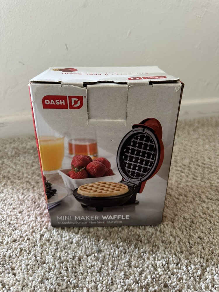 DASH MINI WAFFLE MAKER - RED,4 Inch,DMW001RD