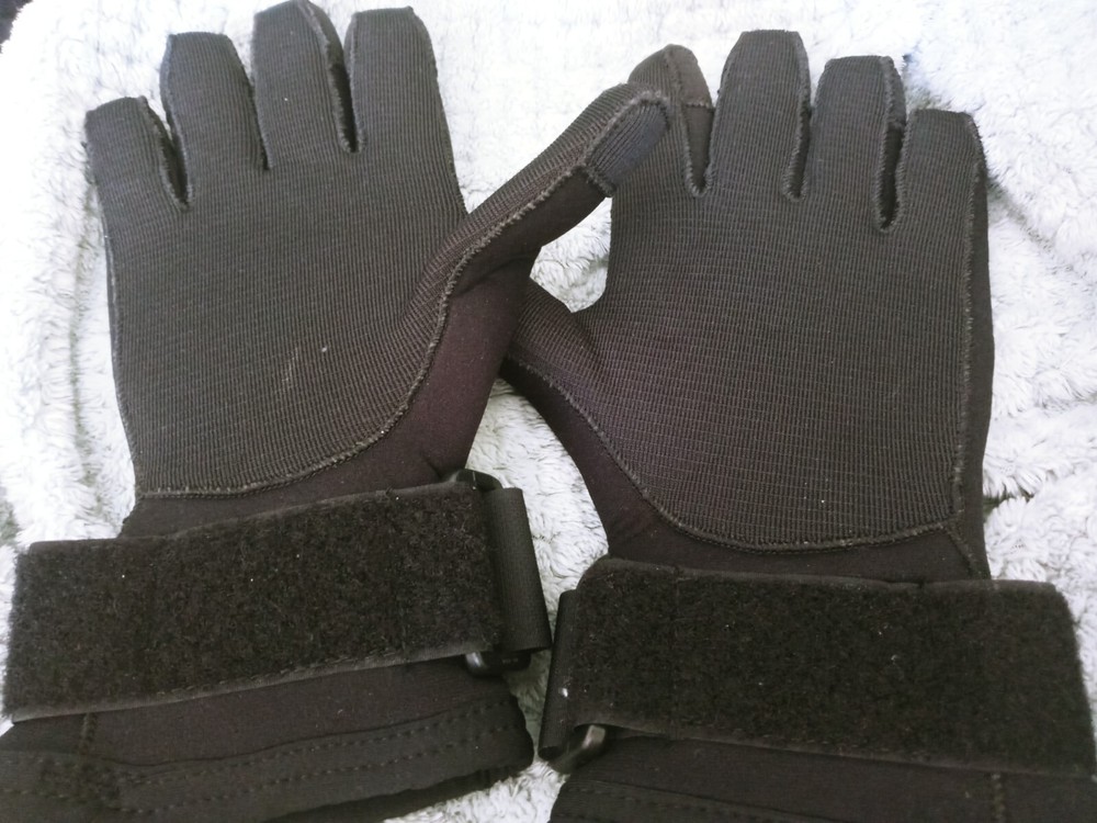 XCEL Medium gloves titanium 5.4