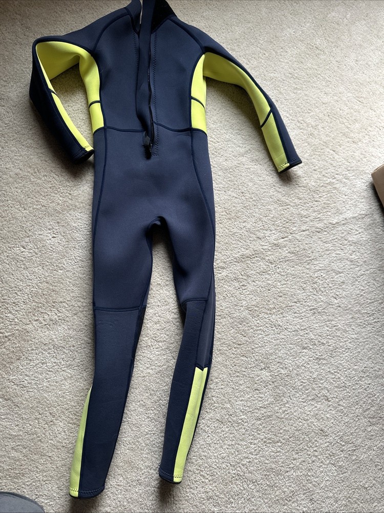 Wetsuit