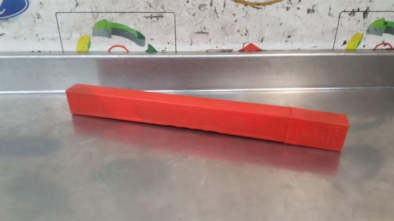 VOLVO XC90 T6 EMERGENCY BREAKDOWN TRIANGLE 5658287