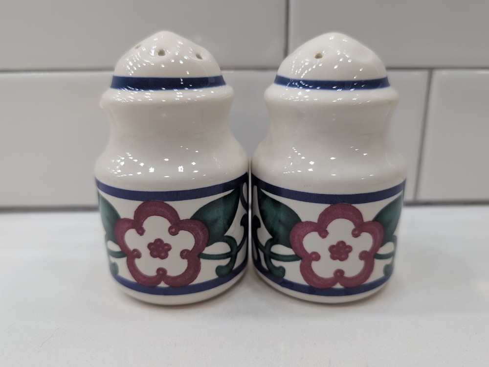 Pfaltzgraff Stoneware Arbor Vine Salt & Pepper Shakers