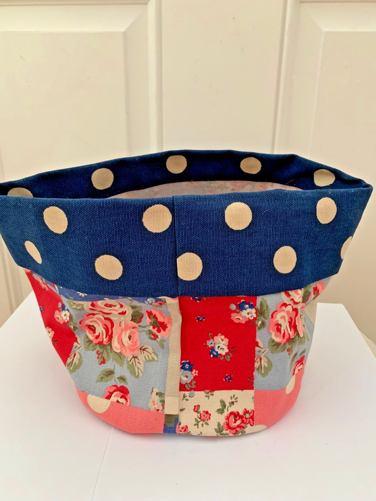 Cath Kidston folding fabric basket patchwork cottage roses NWOT