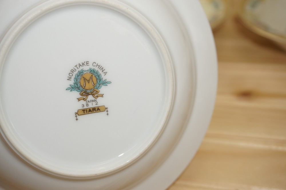 Noritake Tiara (8) Fruit Bowls, 5 3/4" (S32)