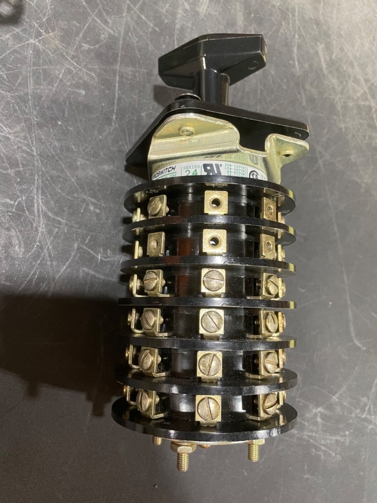 Electroswitch Series 24 Engine Control Rotary Switch 24306B Used