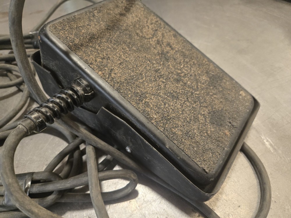Used Welding NWI-FP-22 Series Variable Amp Control Pedal Welding !!!