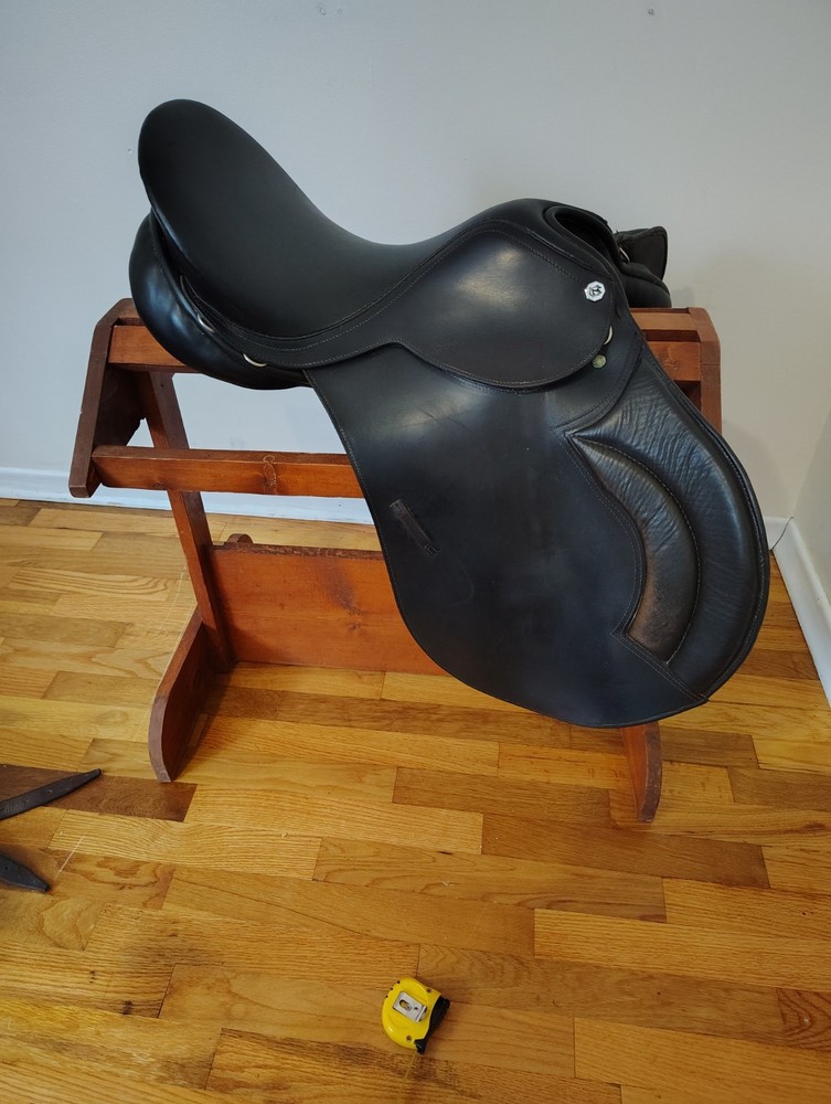 Barnsby Jumping saddle English saddle