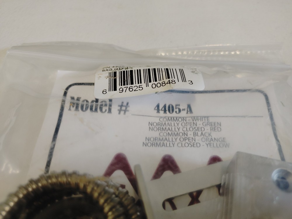 GRI 4405-A Industrial Surface Mount Switch - SEALED