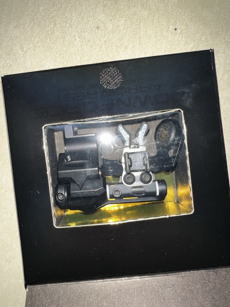 Mathews Downforce Drop Away Arrow Rest Left Hand Black for Compound Bow