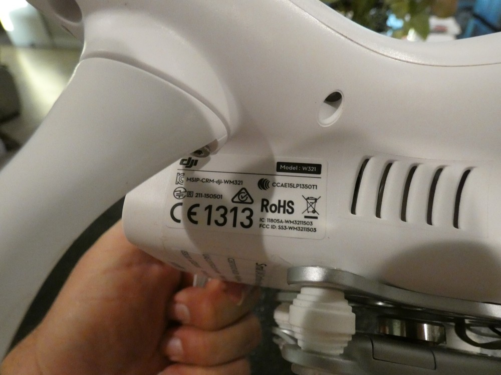 DJI PHANTOM STANDARD DRONE W321 QUADCOPTER