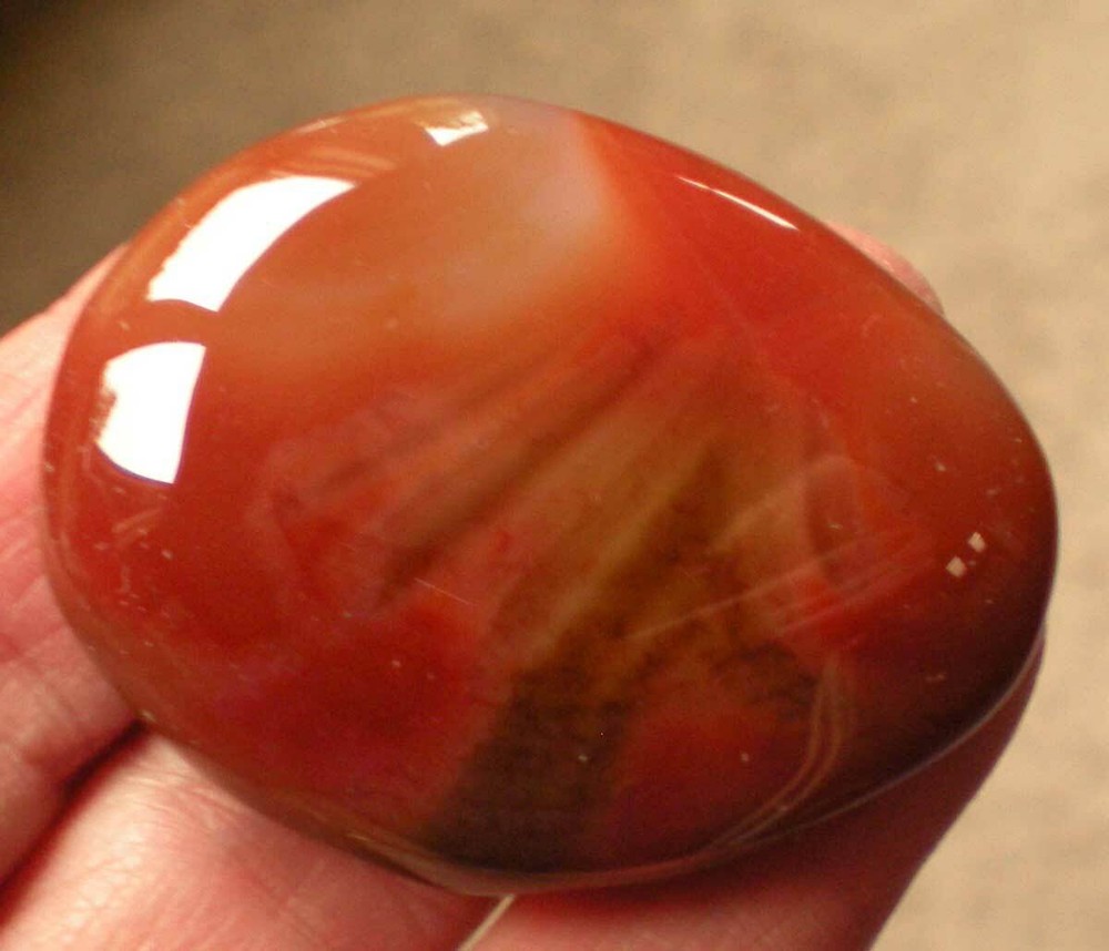 Carnelian Agate Palmstone sc707z