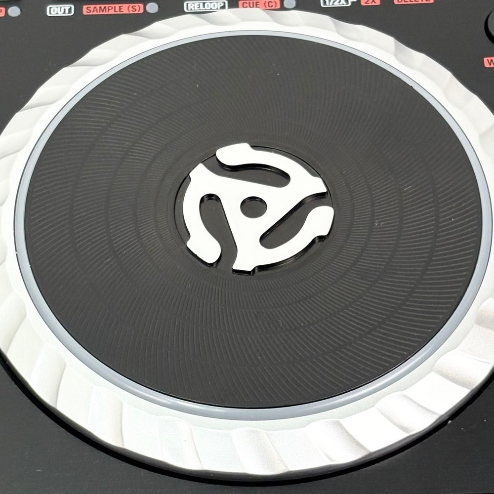 Numark MIXTRACK QUAD DJ Controller with USB Cable and Original Box Excellent