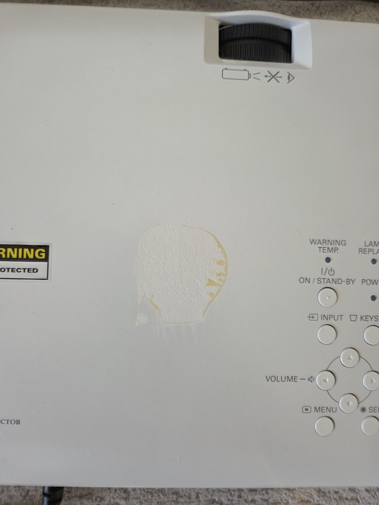 Sanyo xtraX Multiverse Pojector Model PLC-XU75 TESTED WORKS