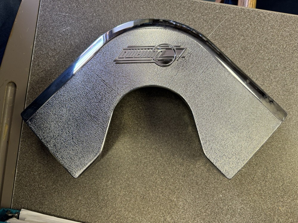 Dynamo Corner Casting 1 EACH CHROME rounded corner