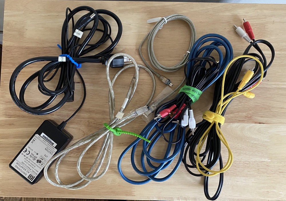 AVID MOJO With Original User Guide | Cables **FREE SHIPPING**