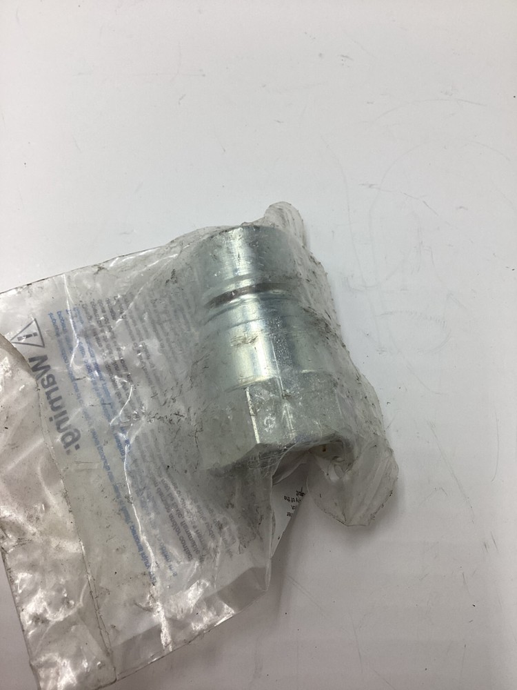 (QTY 2) Eaton 5610-12-12S Quick Disconnect Coupling