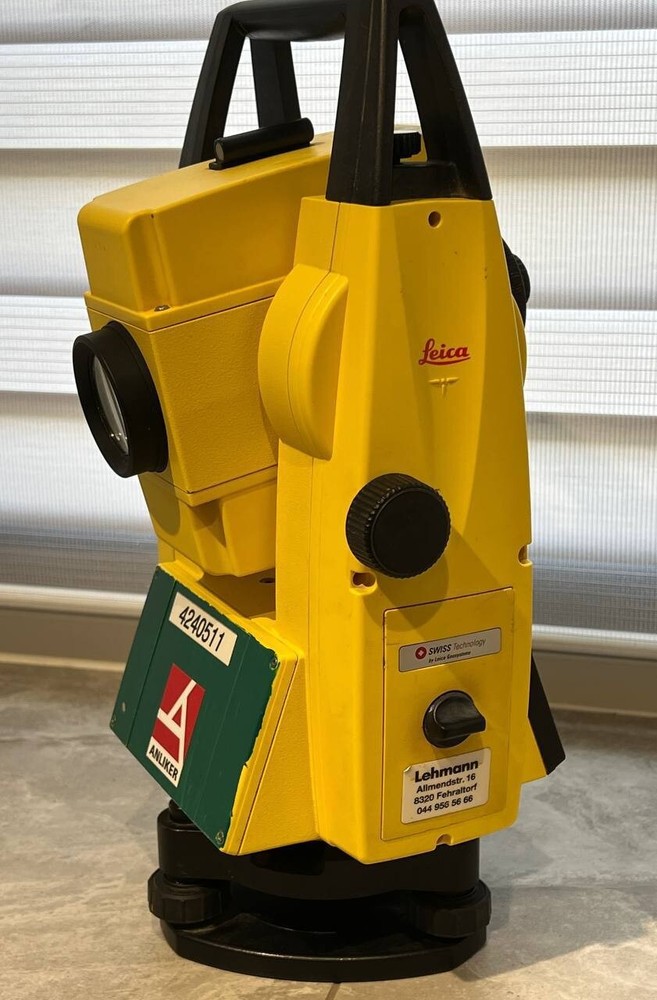 Leica Builder 309 9" Construction Total Station