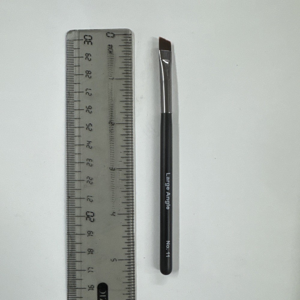 IBEAUTY Large Angled Brush #11
