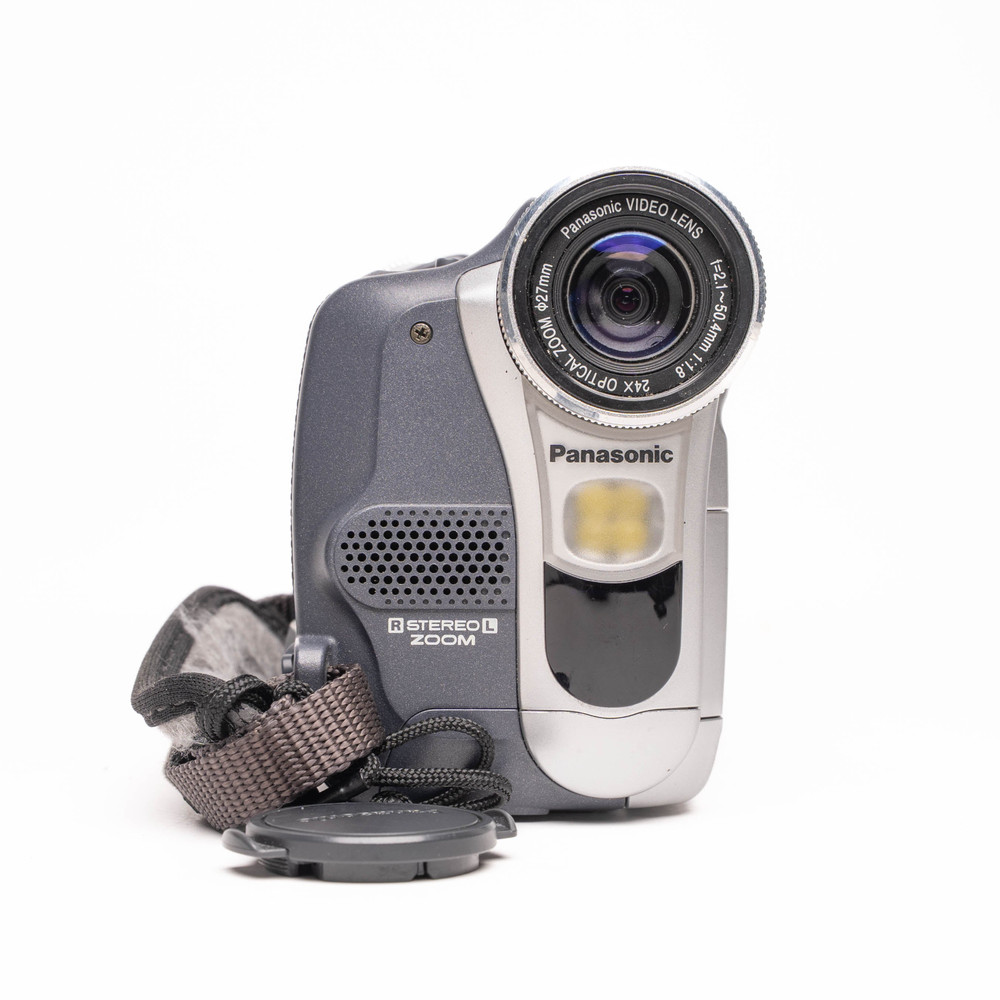 Panasonic NV-GS11 MiniDV PAL Camcorder - FULLY FUNCTIONAL