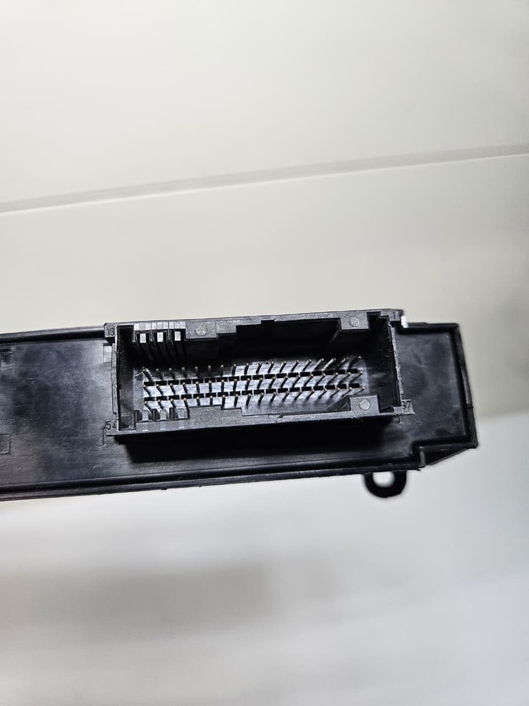 2007-2015 BMW X5 E71 X6 Body Control Module 9193111 OEM
