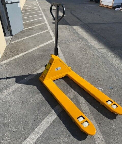 Heavy Duty Pallet Jack 6600 LB Capacity
