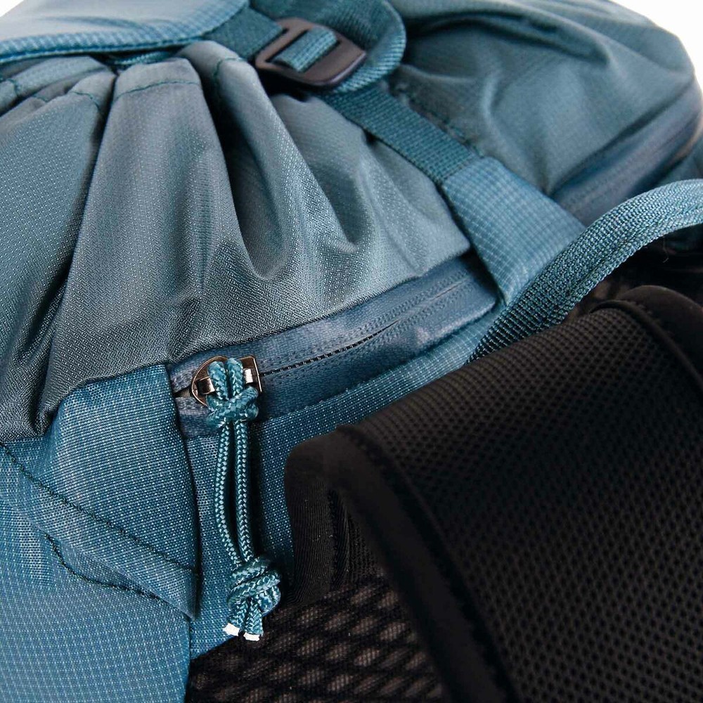 Blue Ice Dragonfly 26L Daypack