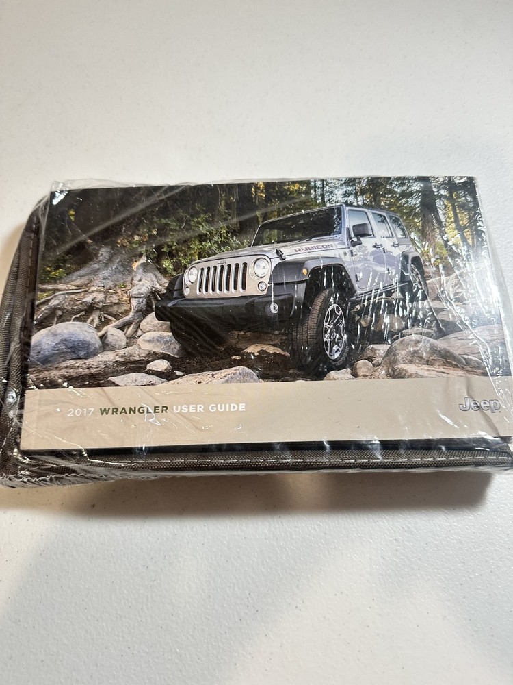 2017 Jeep Wrangler Owner's Manual Set
