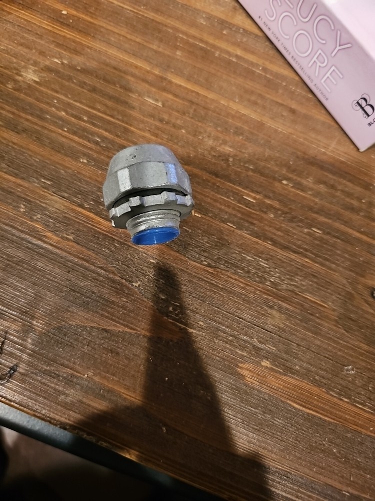 2 x Thomas & Bretts hub connector for rigid pipe npt 1/2" thread NOT 1"