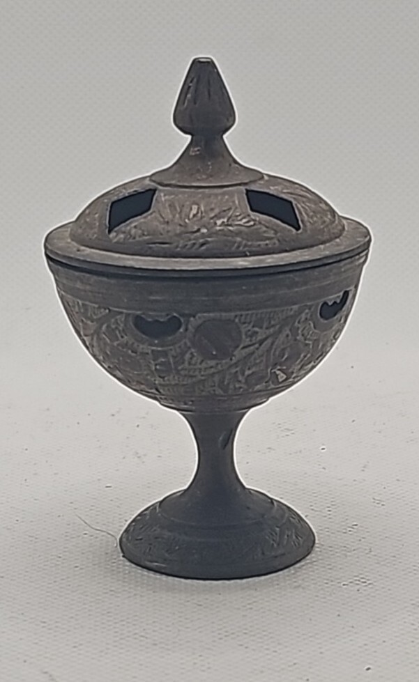 VTG Incense Burner solid brass hand carved India