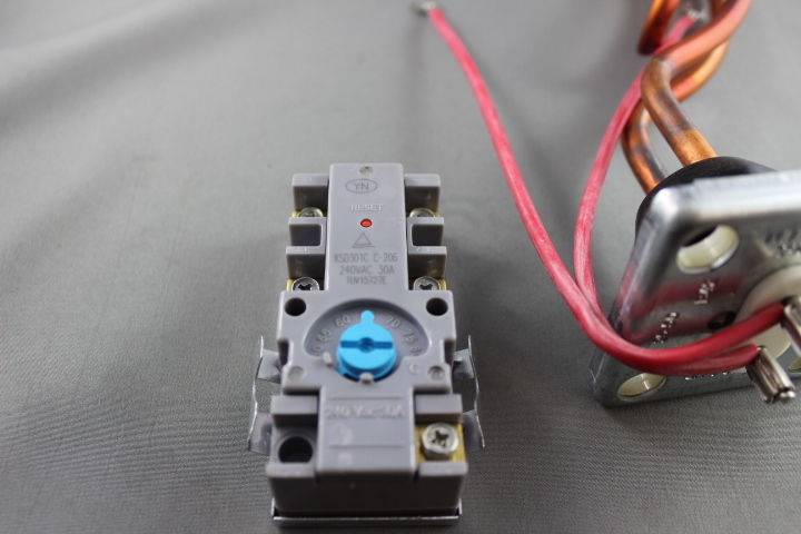 4.8KW Rheem Dux Saxon Rinnai Apricus Hot Water Tank Element and Thermostat Kit